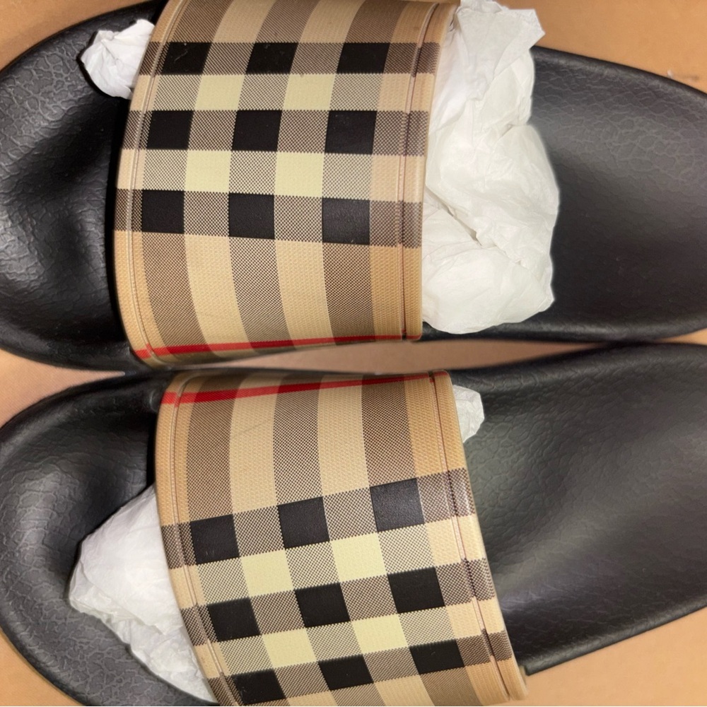 Burberry Check Pattern Slides in Black and Beige